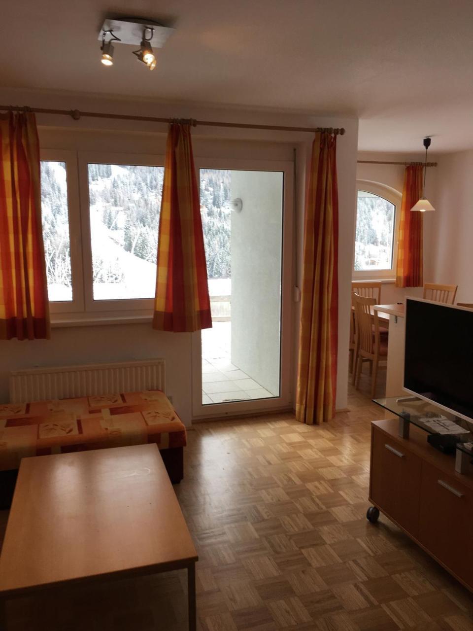 Appartementhaus Ckpk Sonnenalpe Nassfeld Esterno foto